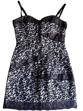 Vintage Bebe lace detail bustier leopard dress NWOT